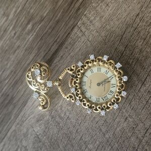 Vintage Harvester gold watch brooch
